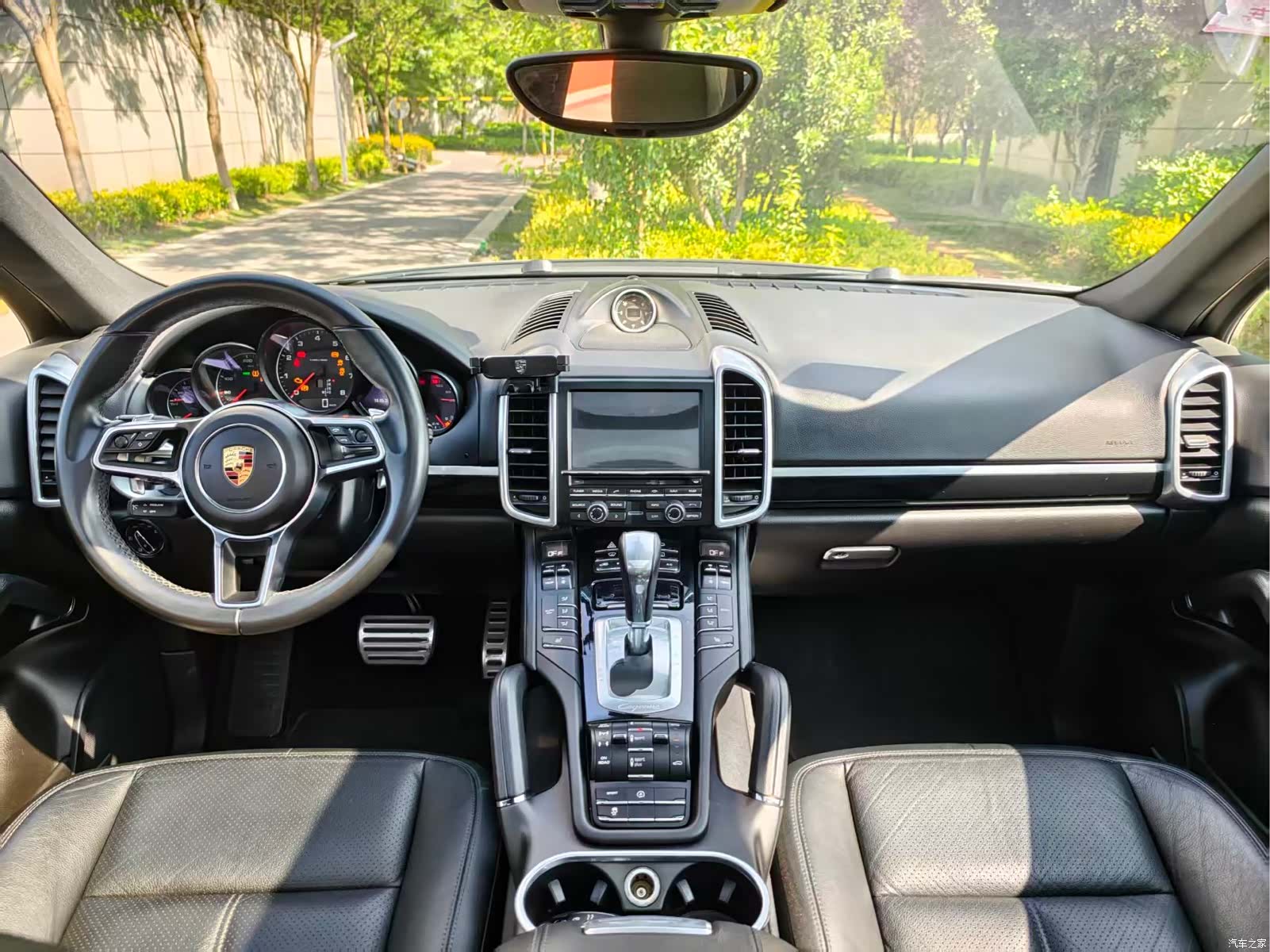 Porsche Cayenne, 2016 10