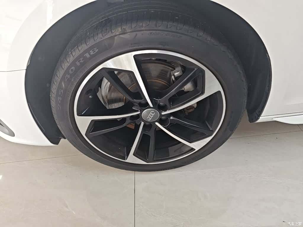 Audi A4L, 2021 23