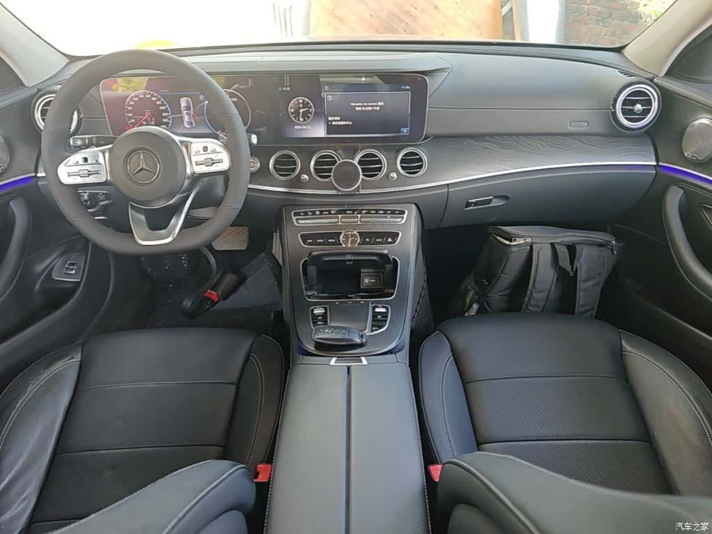 Mercedes-Benz E-Class, 2019 10