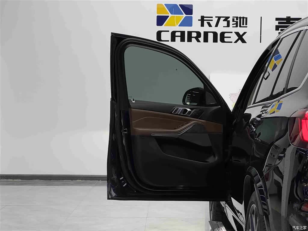 BMW X5, 2020 все фото