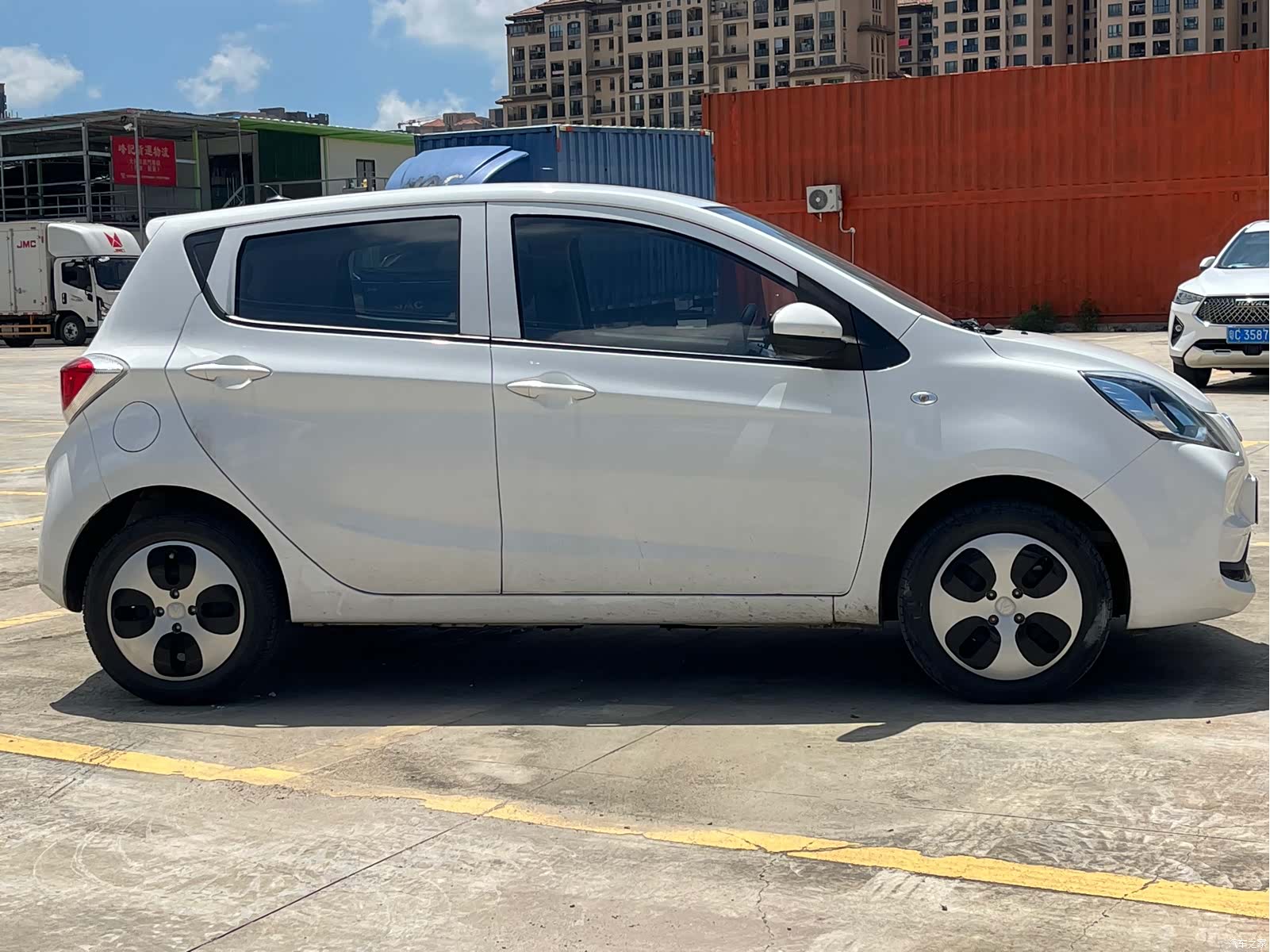 Changan E-Star, 2022 4