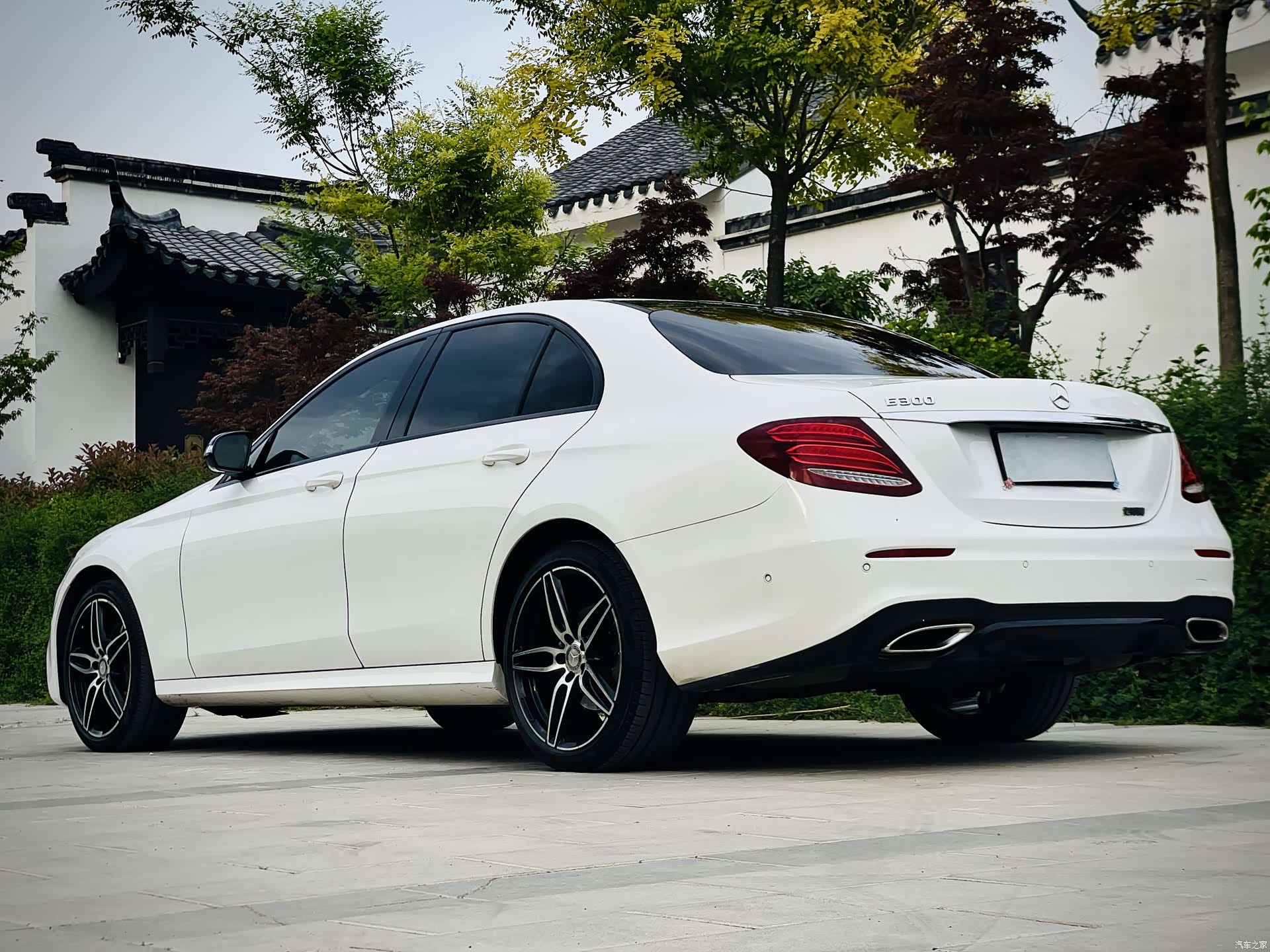 Mercedes-Benz E-Class, 2017 4
