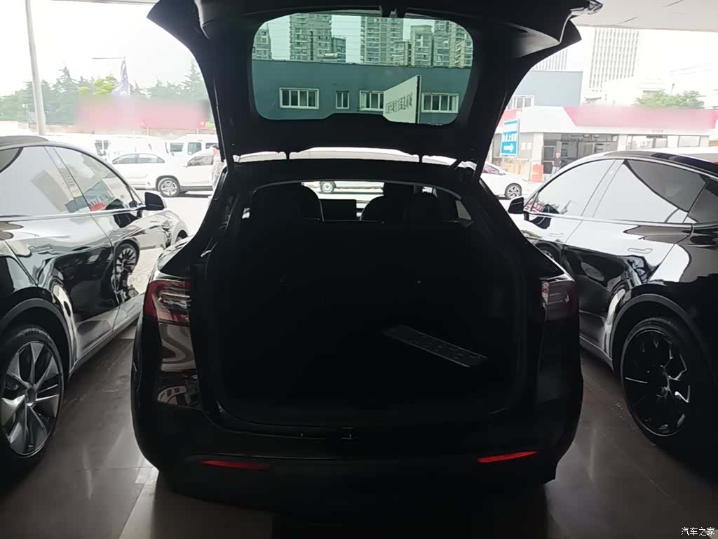 Tesla Model Y, 2021 19