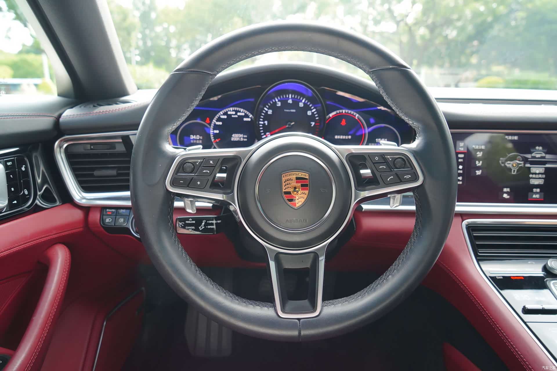 Porsche Panamera, 2018 16