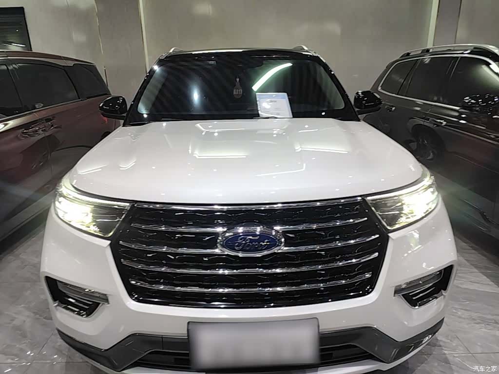 Ford Explorer, 2021 3