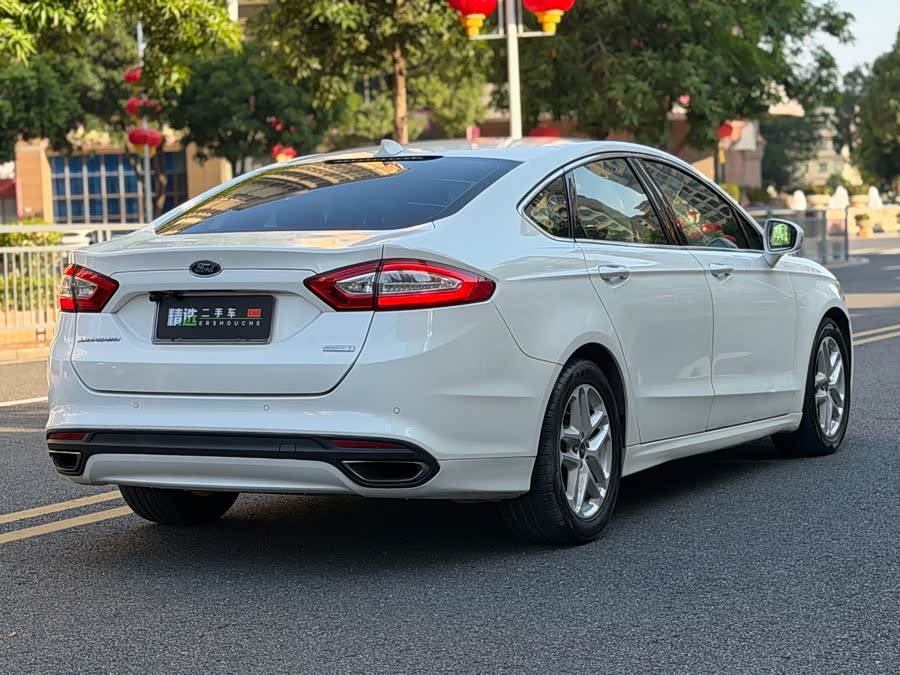 Ford Mondeo 2015, фото 13