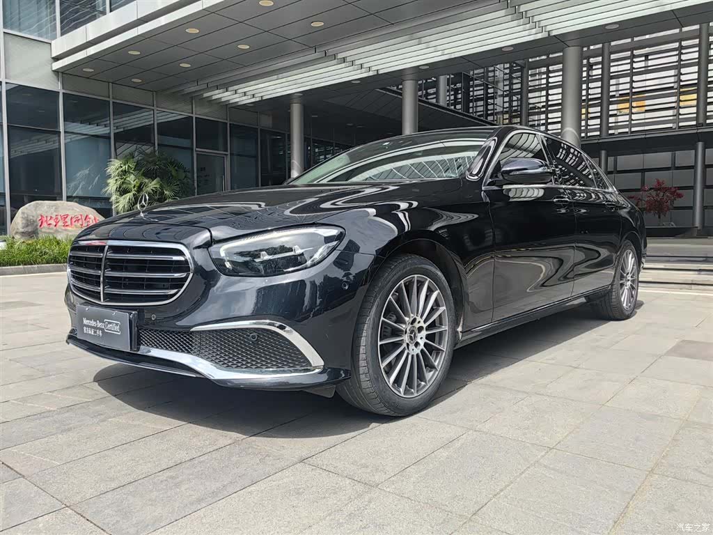 Mercedes-Benz E-Class, 2022 1