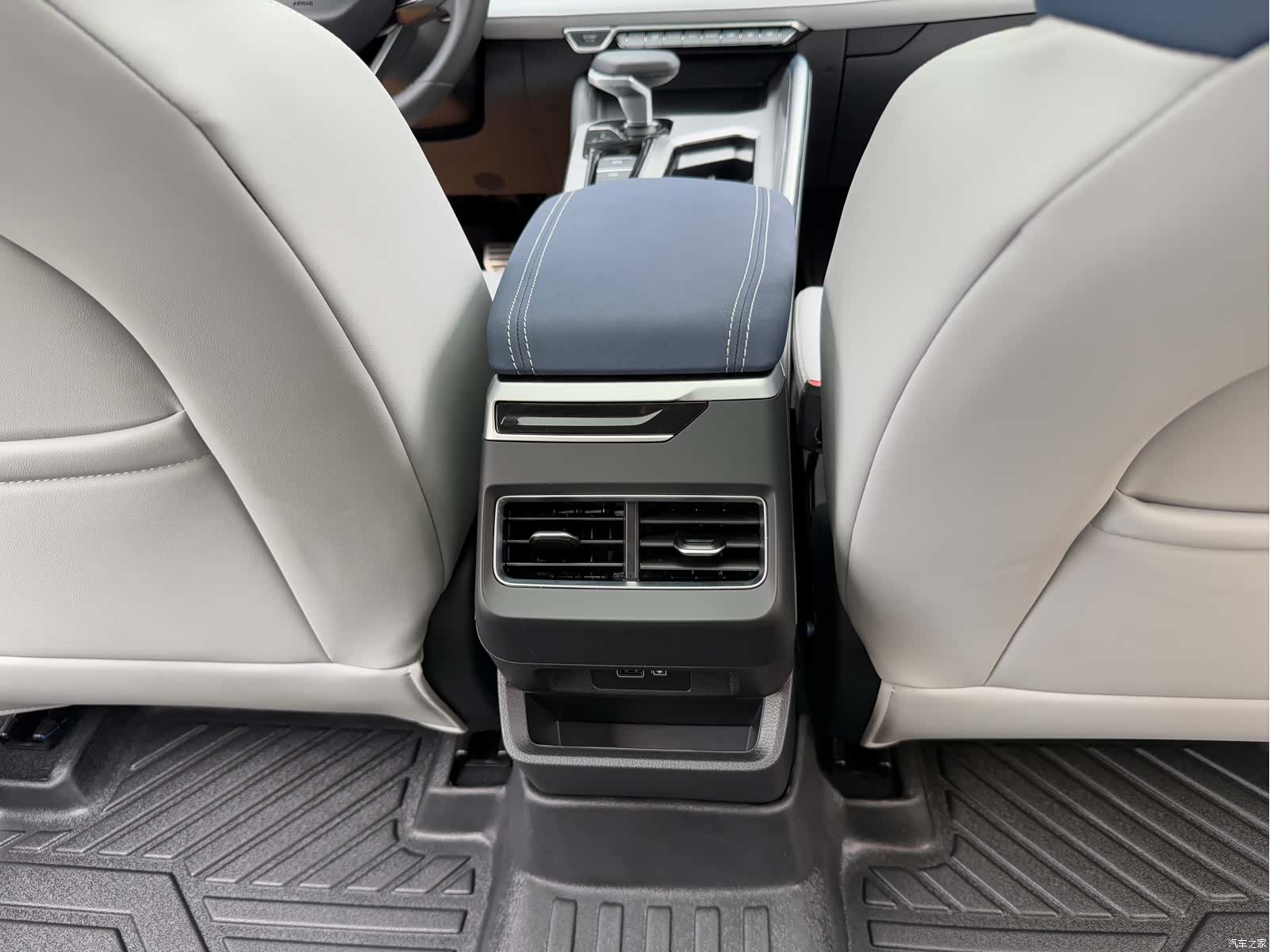 Geely Preface, 2024 24