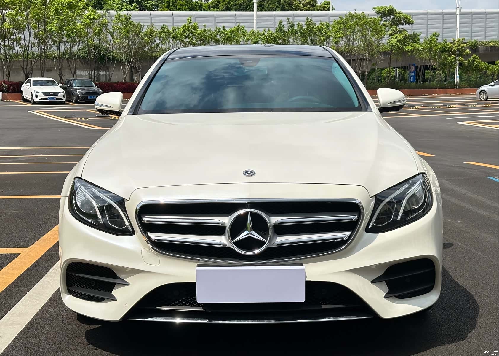 Mercedes-Benz E-Class, 2020 3