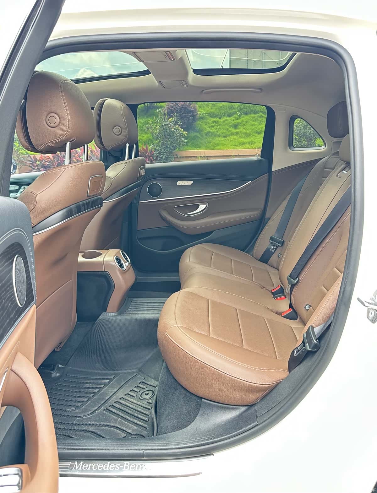Mercedes-Benz E-Class, 2020 10