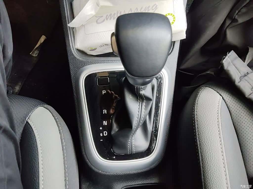Kia KX1, 2021 14