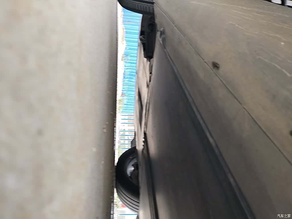 Tesla Model Y, 2024 22