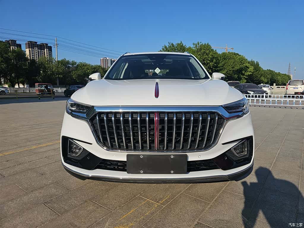 Hongqi HS5, 2020 3