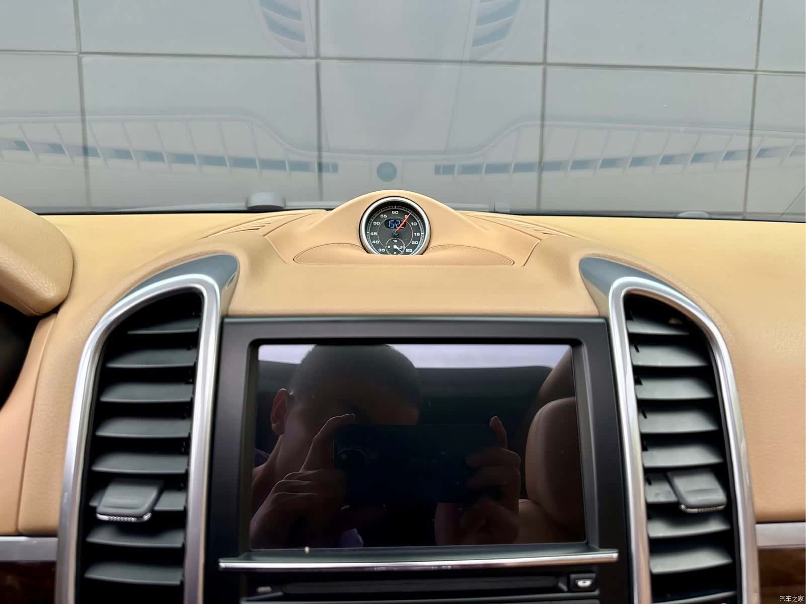 Porsche Cayenne, 2015 12