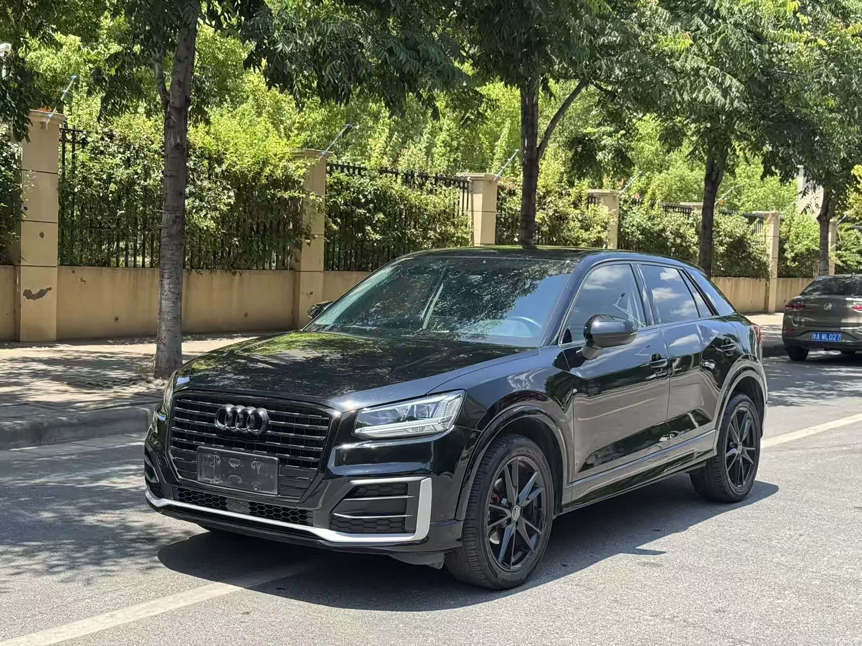 Audi Q2L, 2019 2