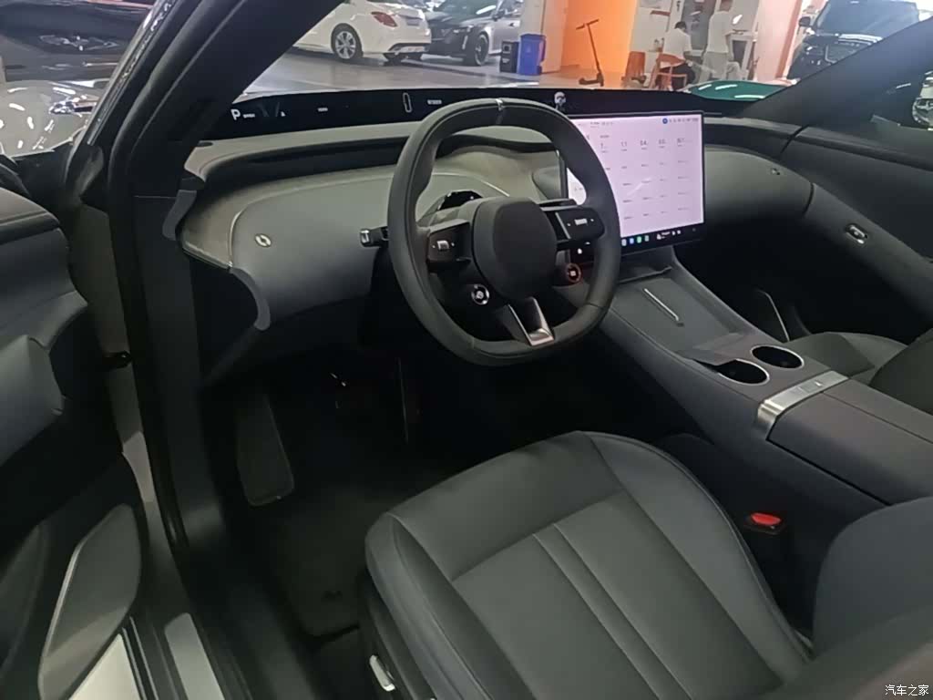 Xiaomi YU7, 2025 10