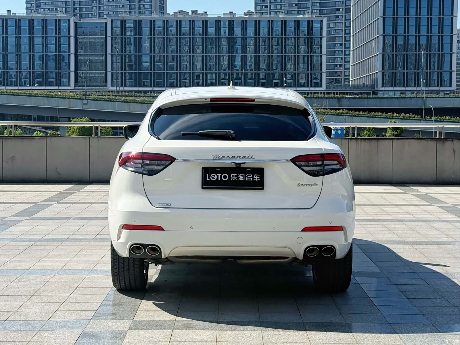Maserati Levante, 2022 все фото