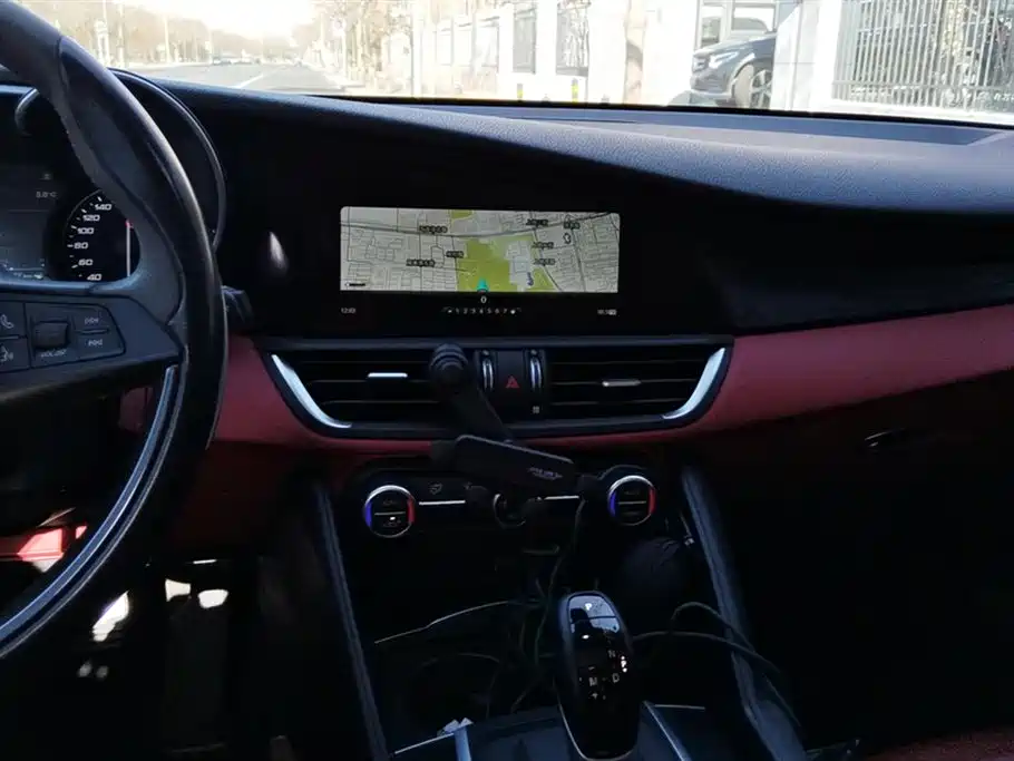 Alfa Romeo Giulia Alfa Romeo Giulia