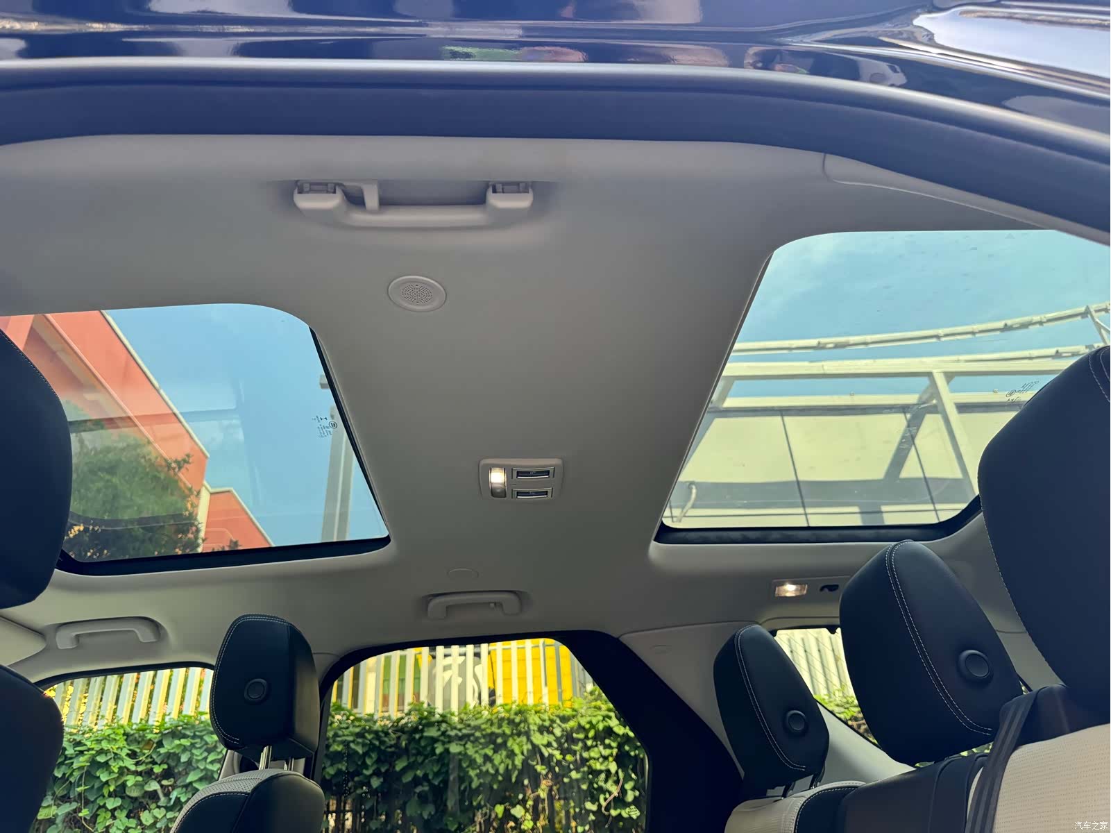 Land Rover Discovery, 2023 15