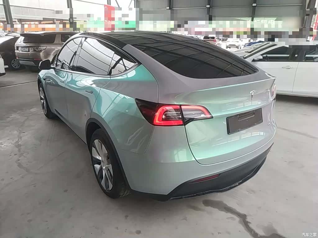 Tesla Model Y, 2021 все фото