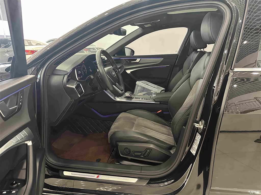 Audi A6L, 2020 9