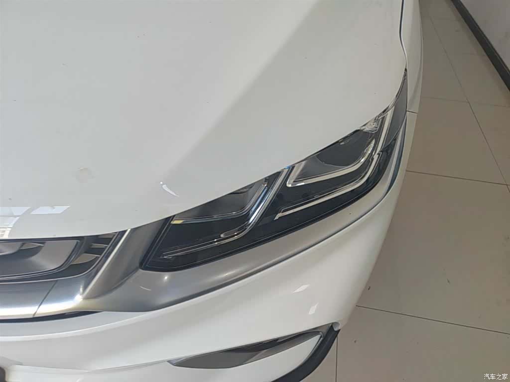 Geely Coolray, 2021 24