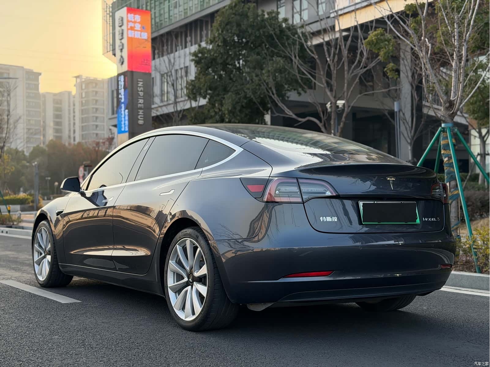 Tesla Model 3, 2020 12
