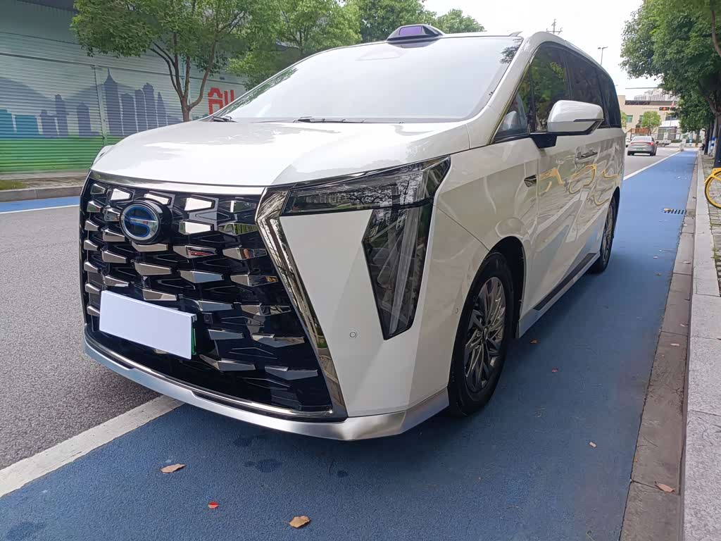 GAC M8