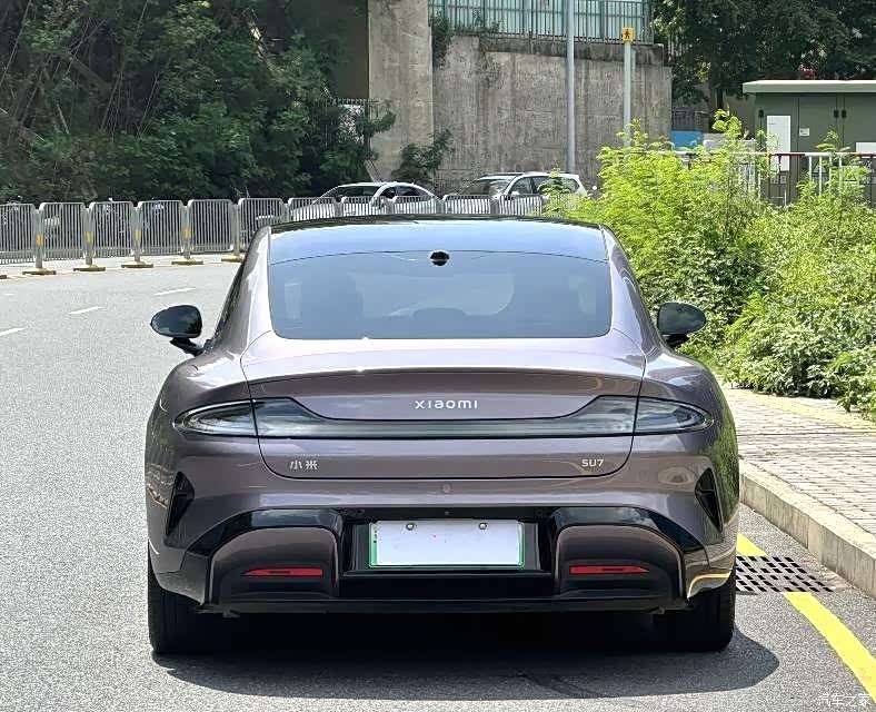 Xiaomi SU7, 2025 9