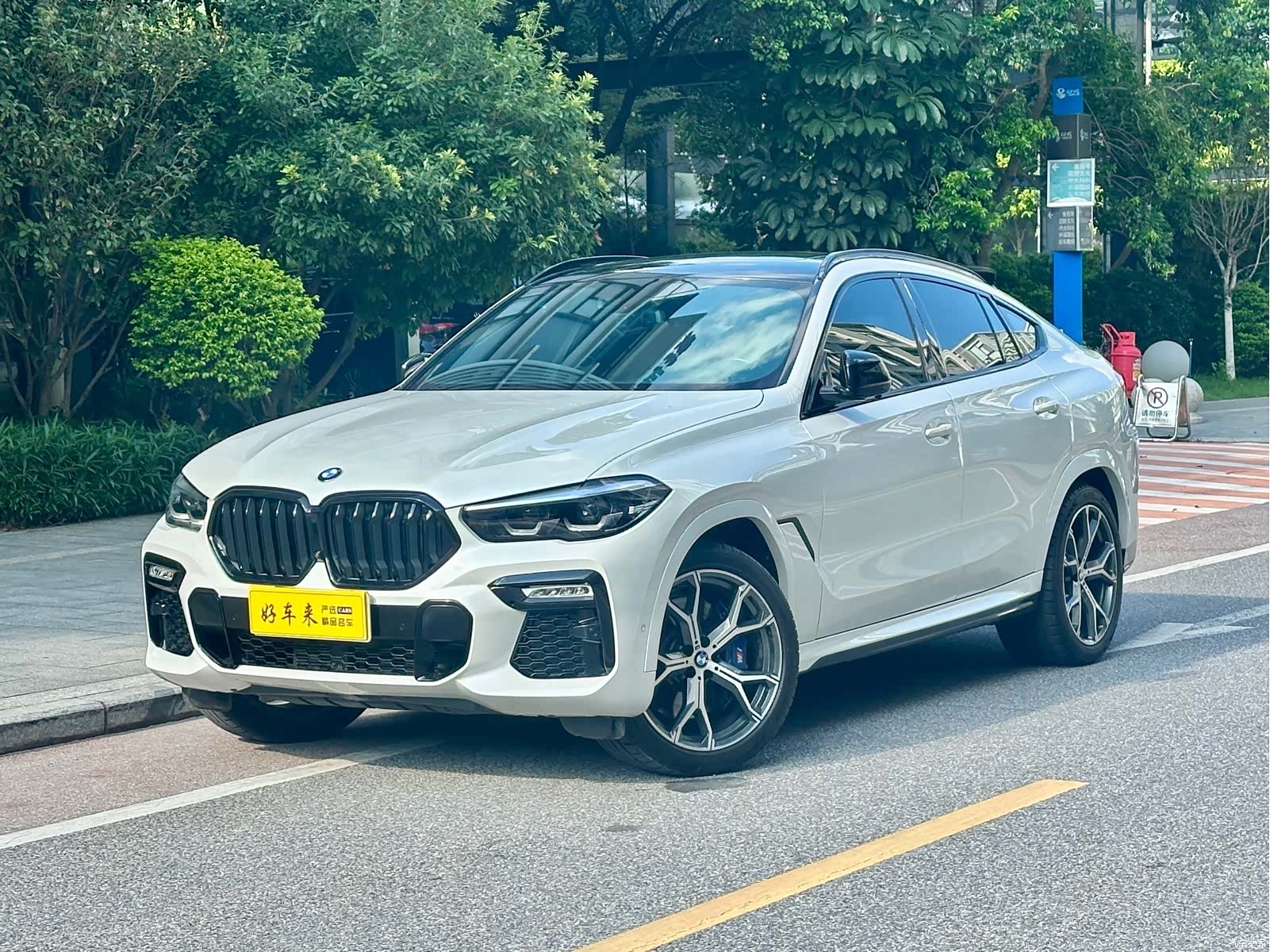 BMW X6, 2022 1