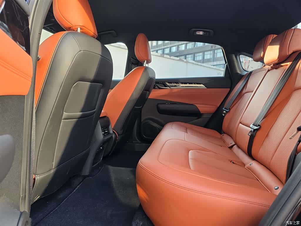 Wuling Starlight, 2025 9