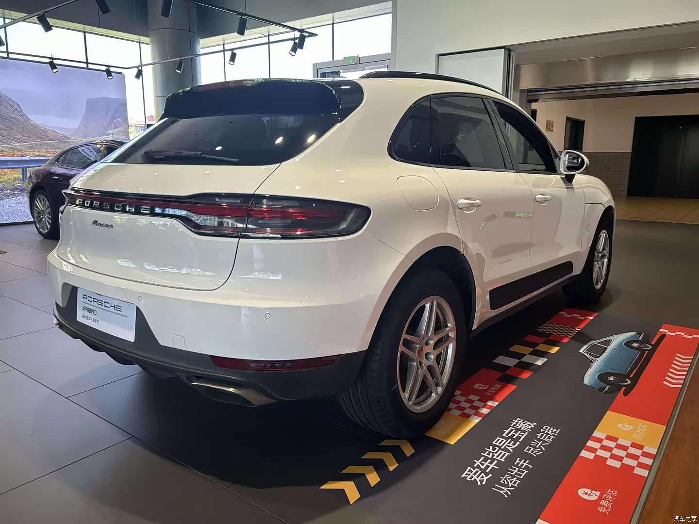 Porsche Macan, 2019 все фото