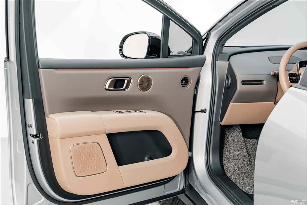 Li Auto i6, 2025 16