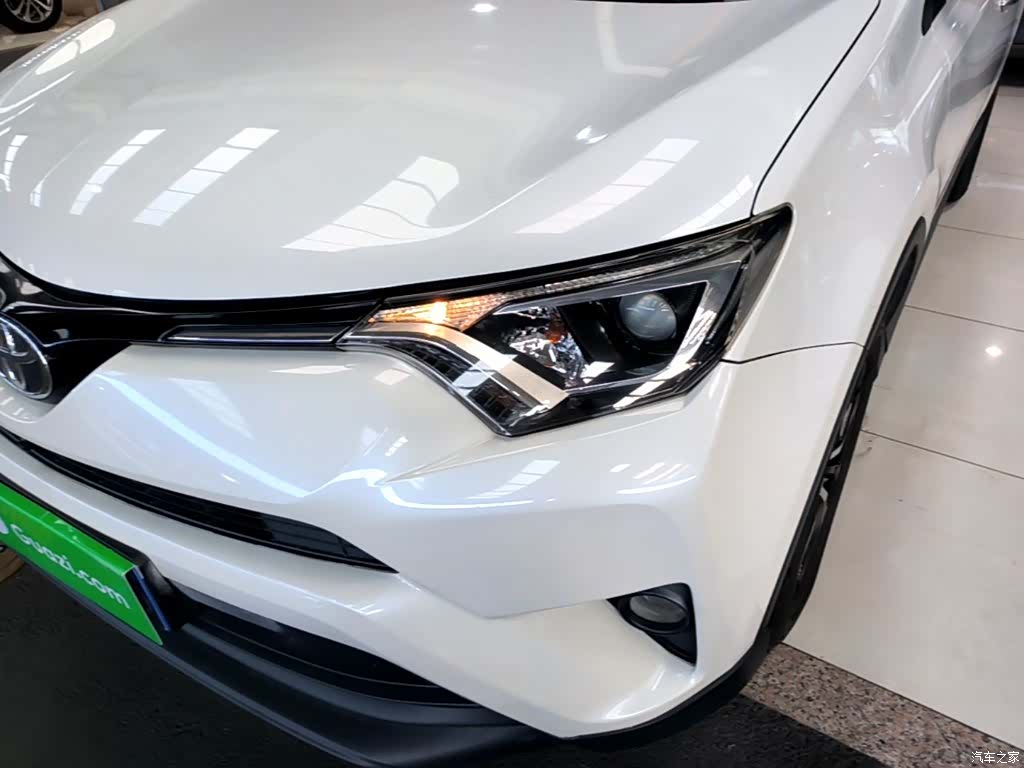 Toyota RAV4, 2017 24