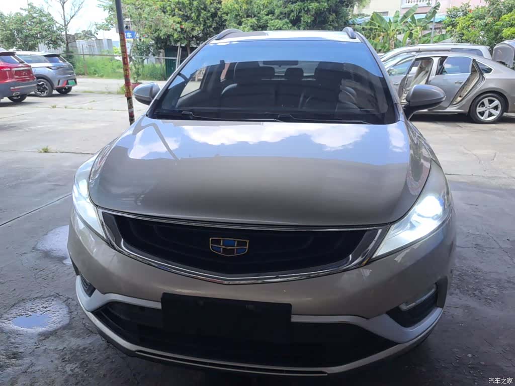 Geely Emgrand, 2018 3