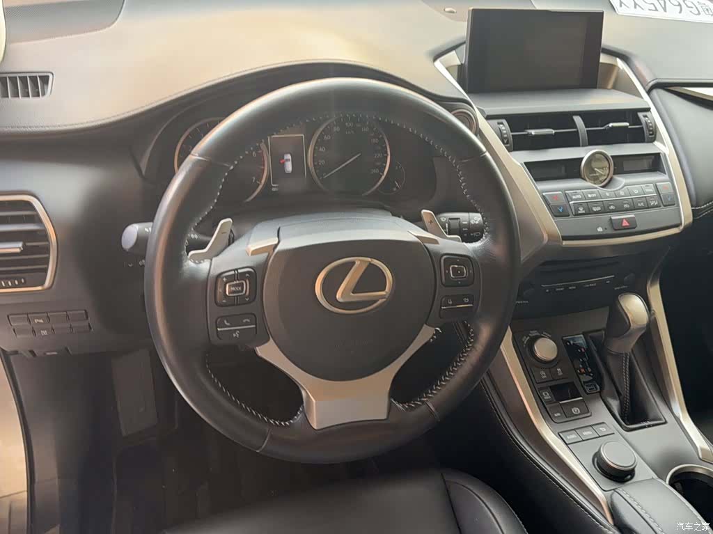 Lexus NX, 2015 6