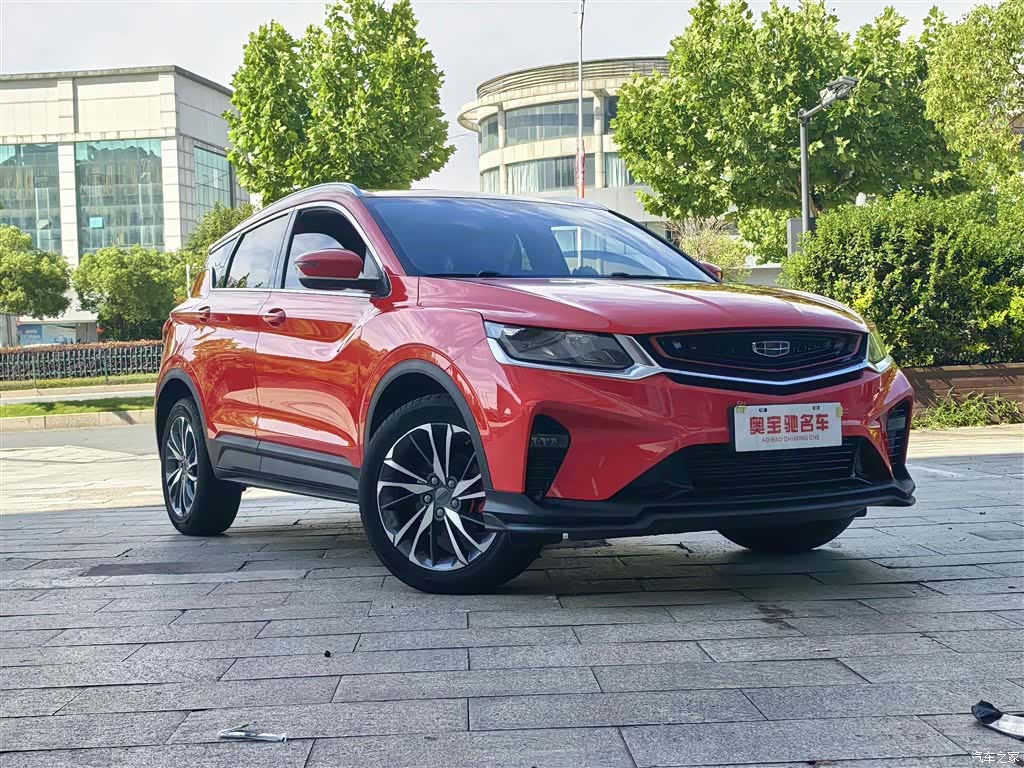 Geely Coolray, 2020 3