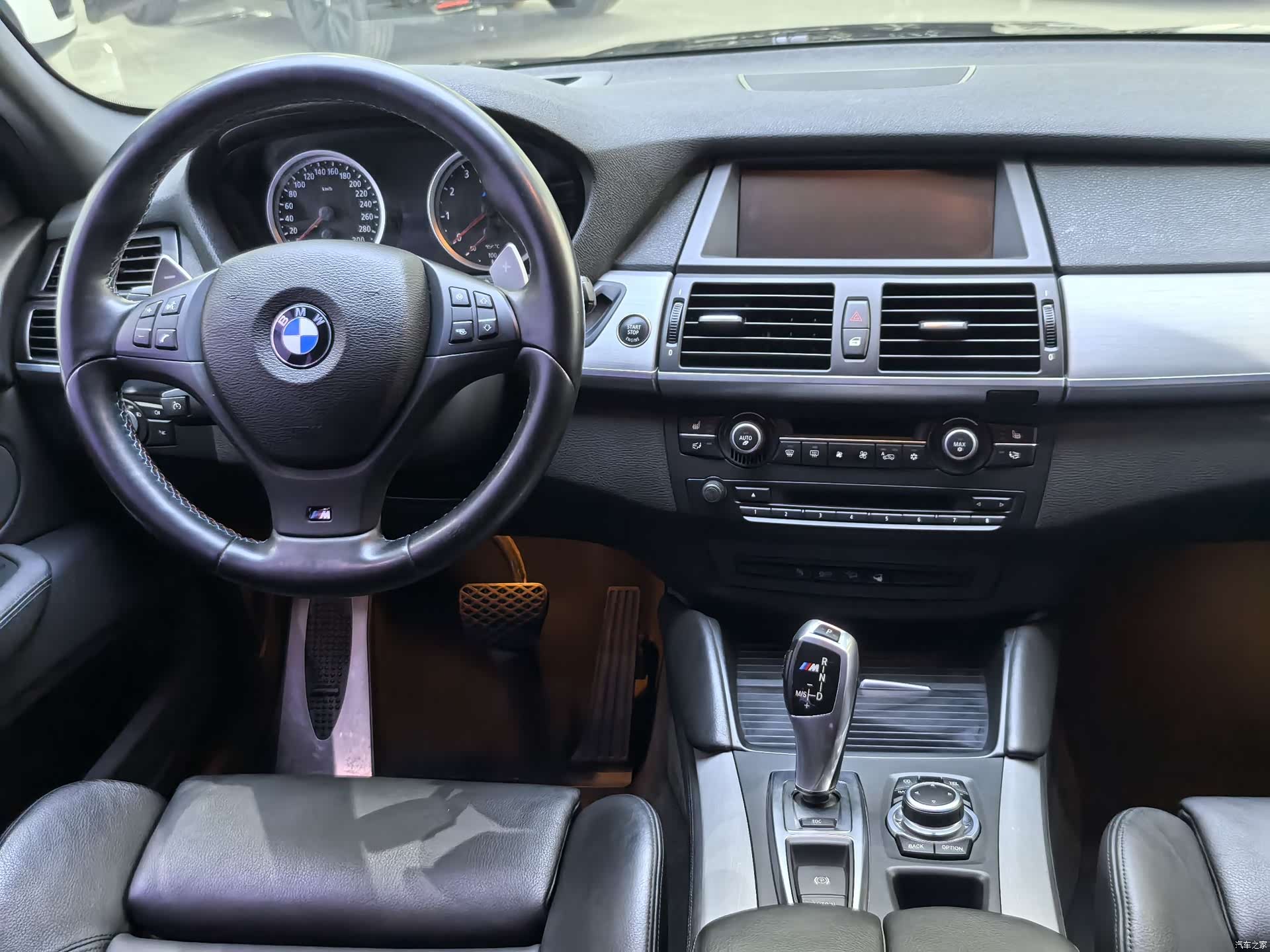 BMW X5, 2011 7