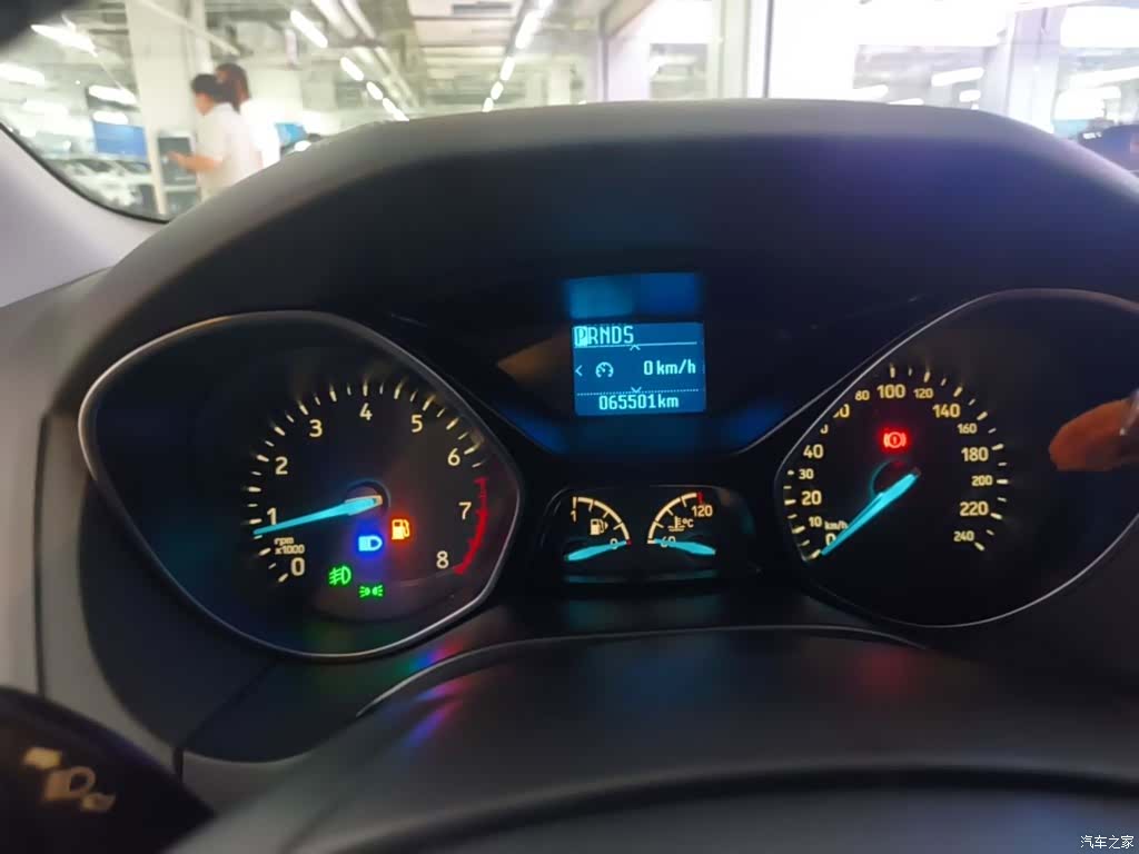 Ford Focus, 2018 12