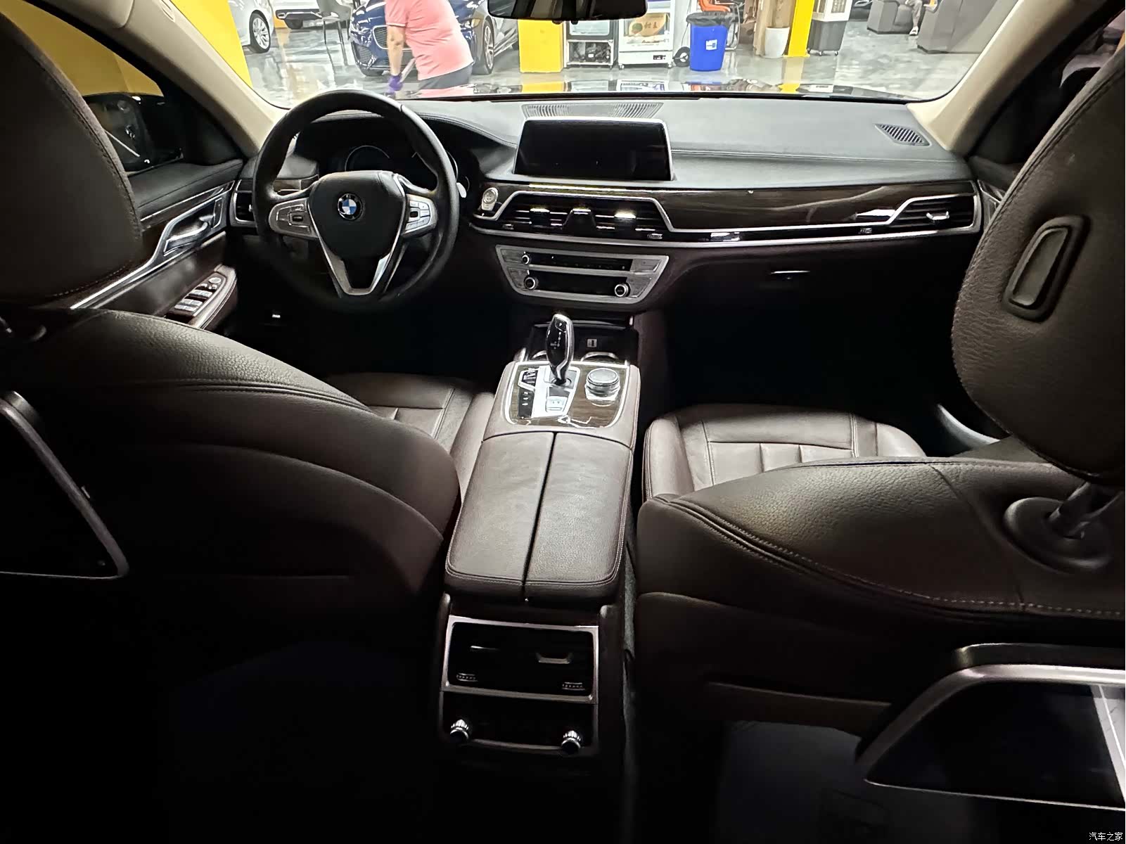 BMW 7 Series, 2017 10