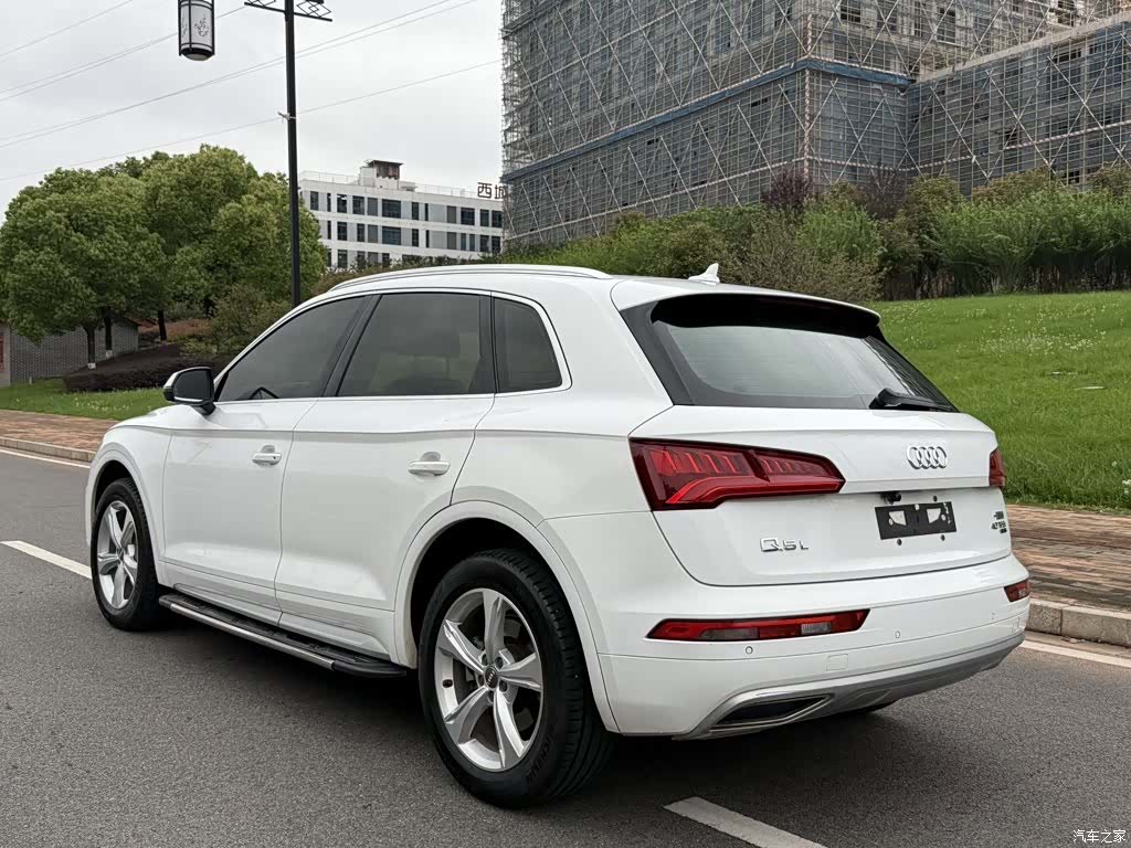 Audi Q5L, 2020 6