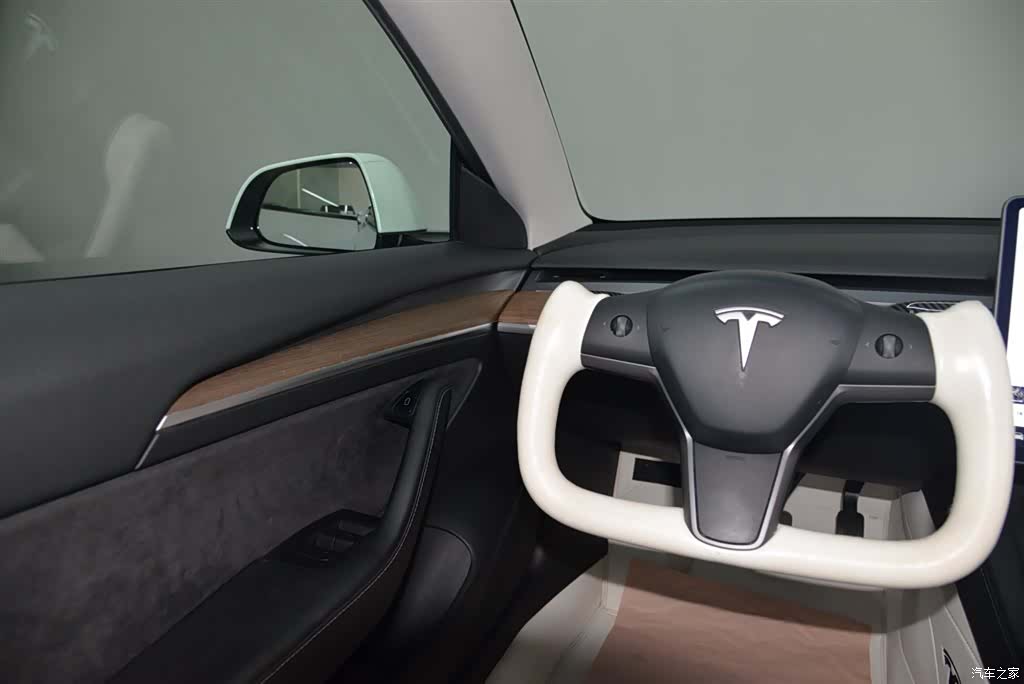 Tesla Model 3, 2021 14