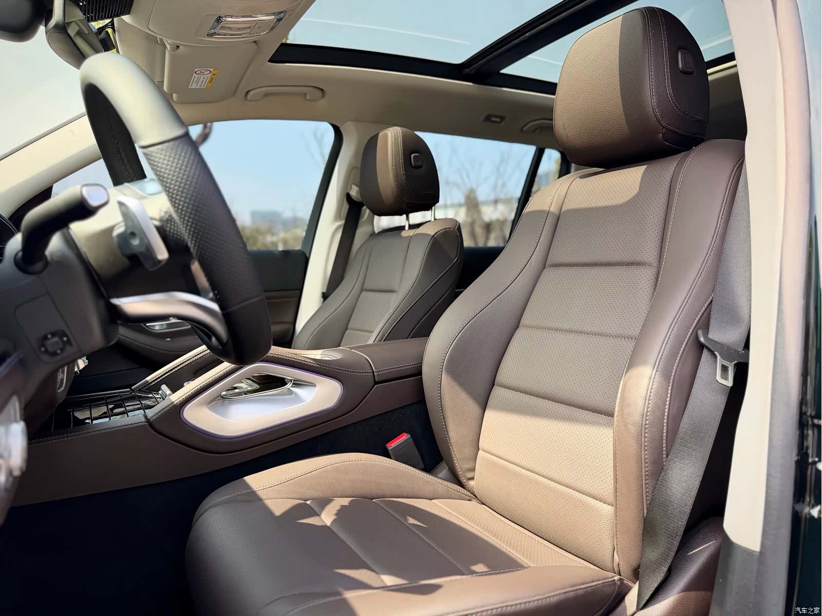 Mercedes-Benz GLS, 2023 13