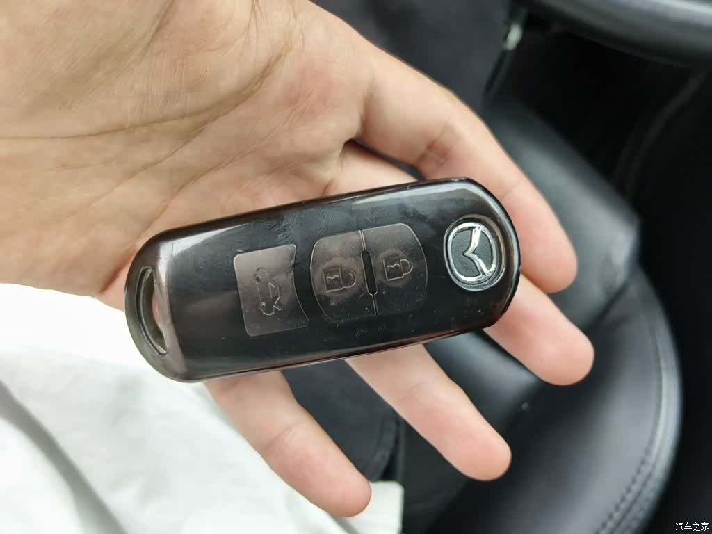 Mazda Atenza, 2017 12