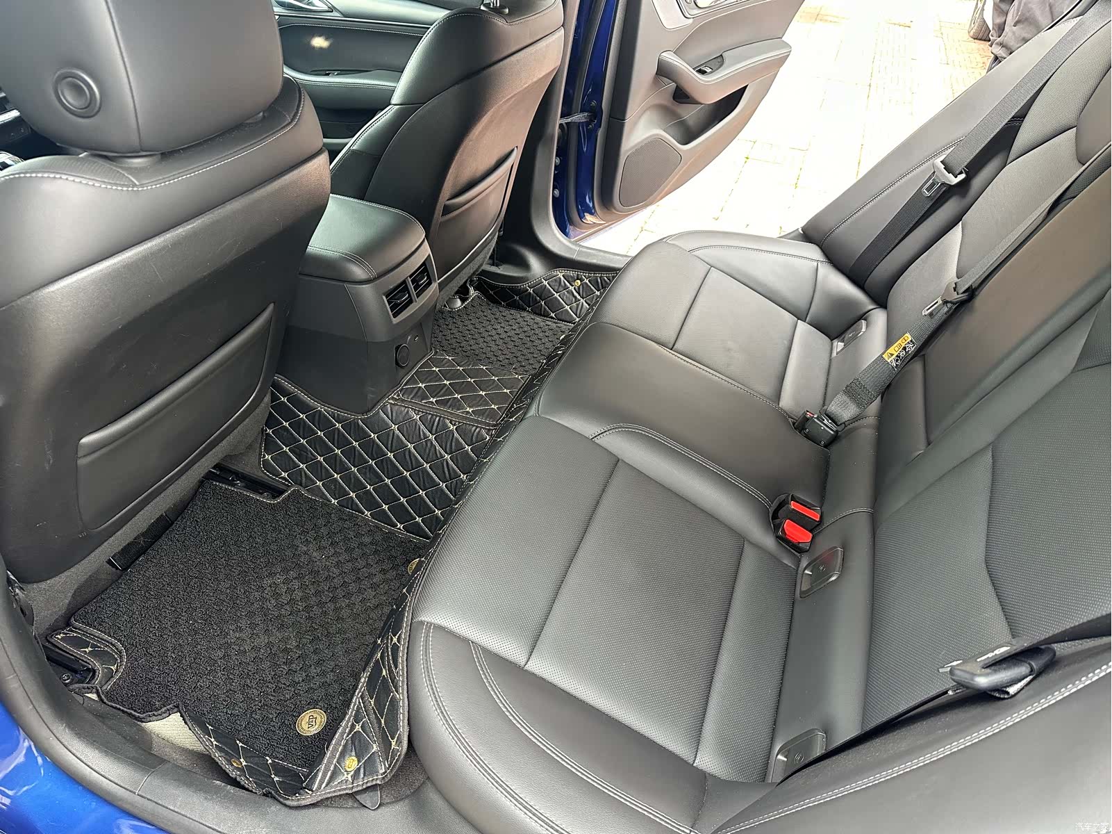 Cadillac CT5, 2021 все фото