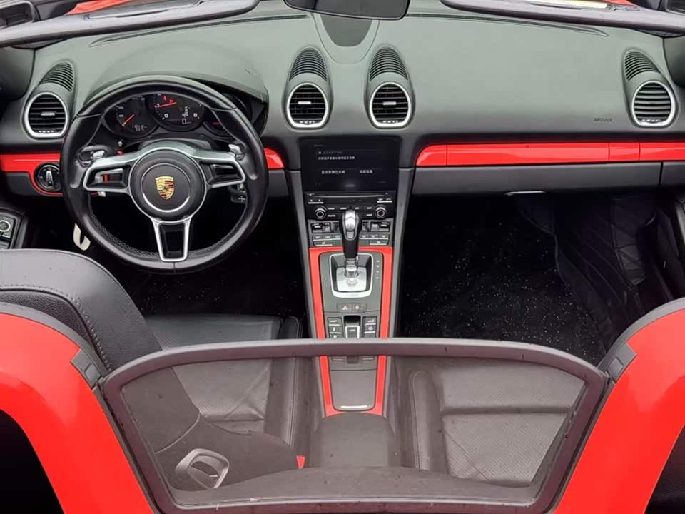 Porsche 718