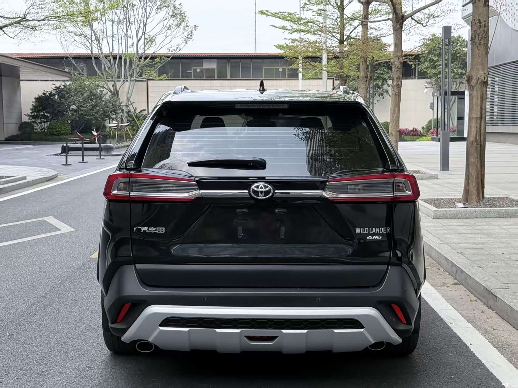 Toyota Wildlander, 2021 все фото