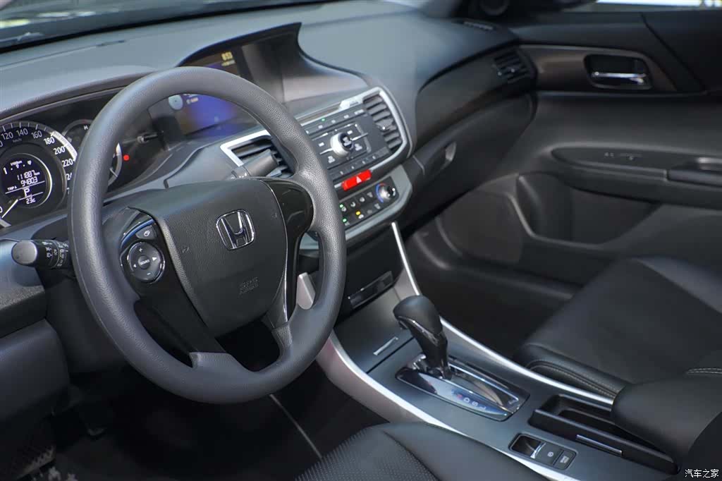 Honda Accord, 2016 19