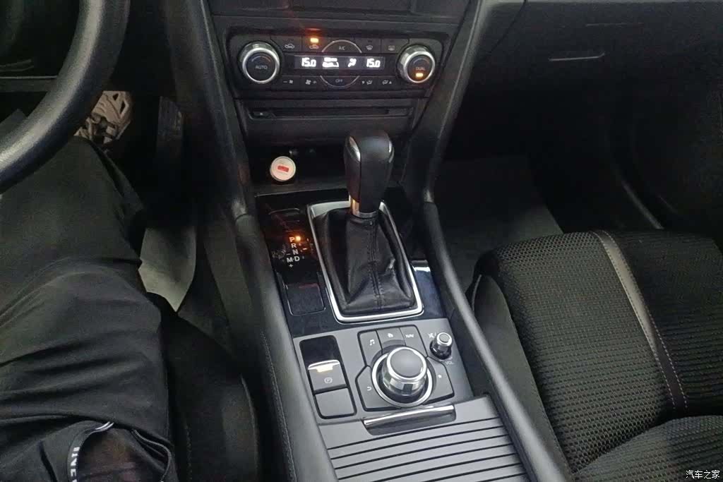 Mazda Mazda3, 2017 16