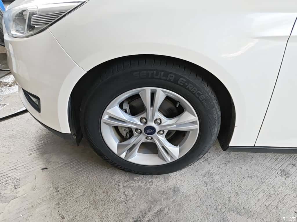 Ford Focus, 2016 23